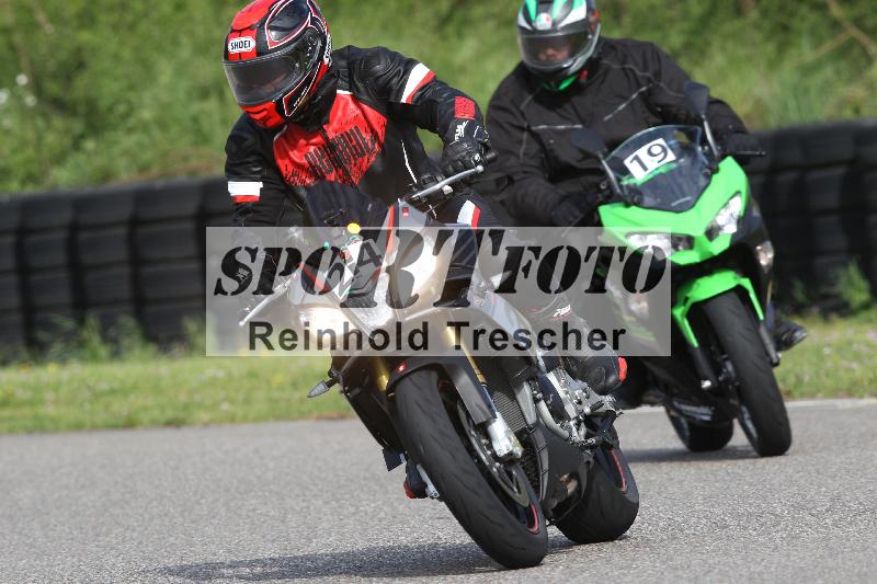 Archiv-2025/10 23.04.2025 Cornu Master School ADR/gruen-vert/24